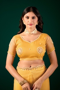 Vexotrend Indian Designer Women's <b>Satin</b> Chiffon <b>Saree</b> Beautiful Patola Design Traditional Style Wedding Diwali Party Wear - Product Image 6