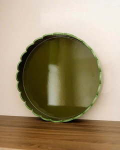 Plateau en bois laqué vert olive de qualité supérieure, plateau de vanité brillant pour la décoration et l'organisation de la maison de luxe - Product Image 1