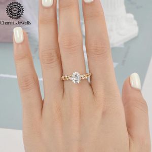 เครื่องประดับเพชรโมอิสเจียระไนทรงรีสำหรับผู้หญิงแหวนหมั้นชุบทอง18K ดีไซน์รูปวงรีของพืชโรแมนติก - Product Image 2