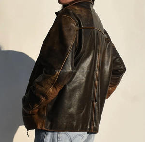 Super Oversize Ladies Bomber Jacket Soft Lambskin Varsity Style con decoración de rayas y bolsillos bordados incluidos - Product Image 4