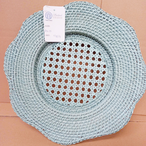 Nouveau design de set de table en rotin festonné, fabriqué au Vietnam, OEM ODM, couleur et dimensions personnalisables - Product Image 4