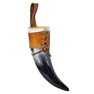 Auténtico Cuerno Vikingo para Beber con Envoltura de Cuero Personalizada, Forma Natural de Animal, para Ferias Renacentistas, Reenactaciones Medievales y Coleccionistas - Product Image 1