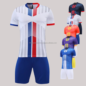 ชุดเสื้อฟุตบอลแบบซับลิเมชันสีดำ-แดงชุดเสื้อเจอร์ซีย์แห้งเร็วงานตามสั่ง - Product Image 3
