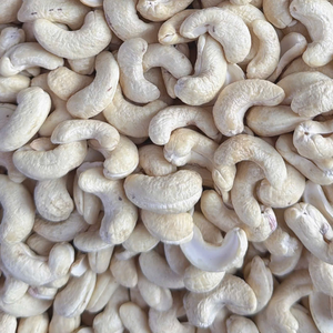 Meilleur prix pour les noix de cajou, vente en gros de noix de cajou, noix de cajou en vrac, exportées vers Dubaï, l'UE, le Moyen-Orient - Product Image 1