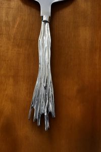 Cuillère à gâteau avec manche en forme de branche |   Ensemble de couteaux à gâteau de mariage plaqués argent - Product Image 3