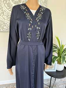 Nouvelle Abaya Traditionnelle Islamique Noire pour Femme, Style Saoudien, en Rayonne Respirante, Longueur Cheville, Collection Printemps 2026, Dubaï - Product Image 1
