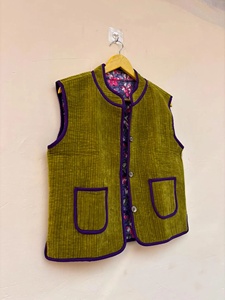 Gilet court en velours de coton Suzani brodé et perlé, veste d'été bohème, style vintage indien, chic hippie, respirant, motif floral - Product Image 1