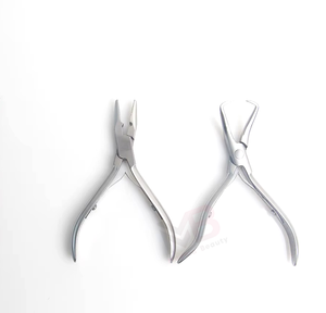 Pinzas clásicas plateadas para extensiones de cabello hechas a medida, con agarre suave e impermeables. - Product Image 3