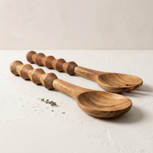 Juego de 2 Servidores de Ensalada de Madera de Acacia Hechos a Mano con Mango Único en Forma de Bobina, Cuchara y Tenedor de Madera para Cocina y Servicio - Product Image 6