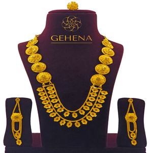 Collar de cadena larga tradicional para mujer, juego de pendientes y anillo de dedo, oro de 24 quilates, 5 gramos - Product Image 1