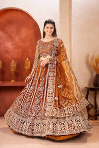 Lehenga Choli indien traditionnel pour femme, robe de mariée en soie, longueur ras du sol, brodée orange avec travail Zari, coupe classique - Product Image 3