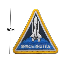 Patch brodé de navette spatiale, triangle, à coudre, en tissu tissé, 9 cm - Product Image 1
