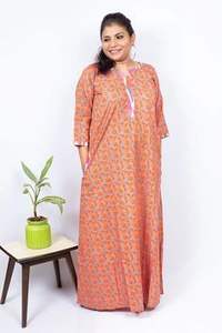 Robe de nuit longue en coton à fleurs pour femmes, col en V, manches évasées, respirante, facile à porter, confortable, robe de plage - Product Image 2