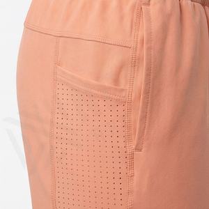 กางเกงขาสั้นพิมพ์ลายสุดฮิตสำหรับผู้ชาย ใส่สบาย เหมาะกับฤดูร้อน สไตล์สตรีทแวร์ พรีเมียม ระบายอากาศได้ดี มีกระเป๋าหลายช่อง ใส่สบายๆ - Product Image 5