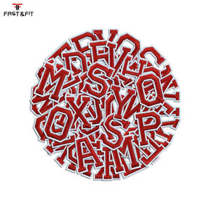 Vente en gros usine : Patchs en PU brodés en chenille 3D avec design d'alphabet Old English, pour chapeaux, couleur personnalisée - Product Image 6
