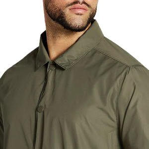 Veste de coach sportive à capuche personnalisable en couleur et logo, imperméable, respirante, séchage rapide, tissu polyester, pour homme, printemps - Product Image 4