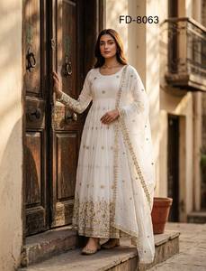 Elegant Blue Silk Salwar Kameez With Embroidered Dupatta Traditional Women's <b>Wedding</b> Wear India Pakistan - Product Image 4