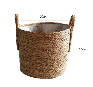Pots de rangement au sol 24L en jonc de mer sculpté à la main, style rétro, fabriqués au Vietnam, avec poignées, tressés à la main, écologiques et durables - Product Image 6