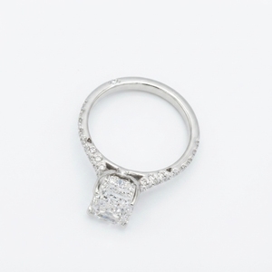 Magnífico Anillo de Diamante Cultivado en Laboratorio con Esmeralda de 3.48 CT en Platino PT950 para Mujer - Product Image 3