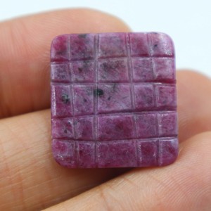 พลอยทับทิมแดงธรรมชาติแกะสลักทรงคาโบชอง พลอยทับทิมแกะสลักขัดเรียบ ขายส่งจากผู้ผลิตสำหรับอัญมณีทำเครื่องประดับ - Product Image 3