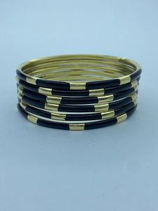 Premium Quality <b>Resin</b> and Brass Bangles for Women Elegant Ethnic Jewelry for Party and Gift Use Available At Best Market Price - Product Image 3