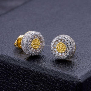 Vente en gros de boucles d'oreilles en diamants cultivés en laboratoire bicolores, argent sterling 925 plaqué or, bijoux de luxe haut de gamme - Product Image 1