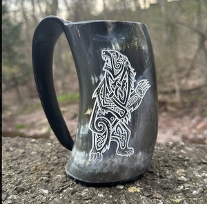 Mug en corne de bœuf de luxe, design viking, avec poignée, gravé sur mesure, pour boissons chaudes et froides - Product Image 4