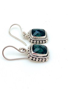 Boucles d'oreilles vintage en argent sterling et quartz vert, faites à la main, élégantes, bijoux pour femmes, pour mariage, fête, cadeau - Product Image 2
