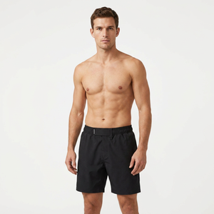 Shorts Bermuda pour homme, noirs unis, taille élastique, séchage rapide, avec poches, style décontracté - Product Image 5