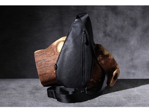 Top Class Fashioned Elegant Fashion <b>Leather</b> Chest <b>Bag</b> Custom Logo Crossbody Sport pouch Waist <b>soft</b> Fanny <b>Leather</b> Chest <b>Bag</b> - Product Image 3