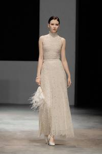 Nouvelle collection Robes décontractées pour femmes Robes élégantes LILIAN HALTER-NECK LONG DRESS 92% Polyester 8% Rayonne Robes sans manches à col halter - Product Image 6