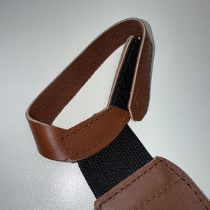 Guante de Tiro con Arco de Forma Personalizada |   Cuero Suave Ergonómico Adecuado para Tiro al Blanco |   Calidad de Exportación Global - Product Image 4