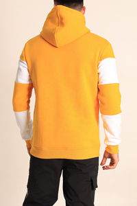 Sweat-shirts pour hommes adaptés à un usage quotidien et décontracté, dotés d'un tissu confortable, d'une coupe facile et d'un design moderne et élégant. - Product Image 2