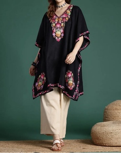 Kaftán de Dubái moderno y hermoso para mujer, kaftán con trabajo artesanal, ropa islámica tradicional y accesorio diseñado para uso musulmán. - Product Image 4