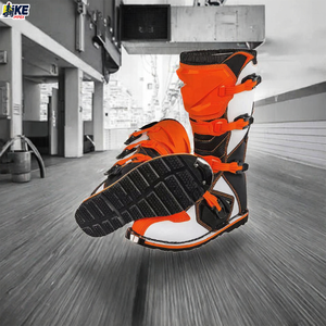 Chaqueta de Carreras F1 Retro Informal Suave de Alta Calidad OEM, Chaqueta Bomber Acolchada Personalizada al por Mayor, Transpirable, 220g, Poliéster/Algodón, Unisex - Product Image 2