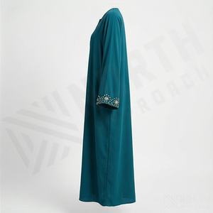 2025 OEM Kimono Abaya pour femmes musulmanes, en tissu polyester épais, doux et très extensible, col en V, manches longues, pour fêtes, Ramadan, mariages - Product Image 3