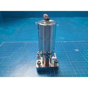 Válvula Solenoide de Alto Vacío CKD MAGD4-21D-W-1, Usada, Piezas de Equipos Semiconductores Legacy - Product Image 4
