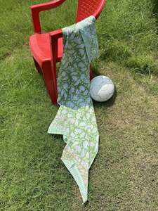 Sarong en coton floral bohème imprimé à la main, style indien, paréo de plage pour femme, idéal pour les croisières et les vacances. - Product Image 4