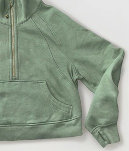 Sudadera Oversize con Cuello de Campana y Media Cremallera Verde Salvia - Product Image 3