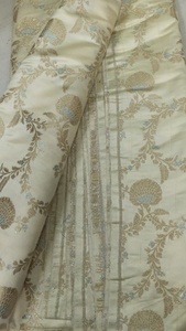 Tissu brocart de soie Meenakari floral teignable, jacquard tissé Zari doré, pour textile de maison, poids moyen - Product Image 2