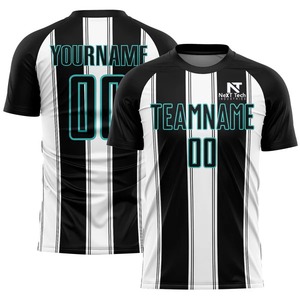 ชุดกีฬาผู้ชายใส่สบาย ชุดฟุตบอล โพลีเอสเตอร์ 100% ชุดฟุตบอลสั่งทำพิเศษสำหรับผู้ชาย - Product Image 2