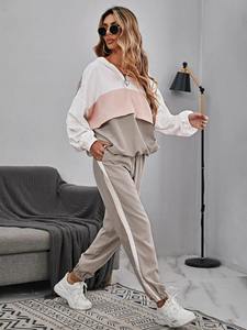 Conjunto Deportivo Personalizado para Mujer con Bloques de Color, Sudadera con Media Cremallera y Pantalones Jogger, Ropa Deportiva Informal, Fabricante OEM - Product Image 6