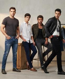 Stockify MultiBrands Jeans en coton pour homme, coupe classique, denim bleu, vêtements décontractés pour un style au quotidien, West Bengal - Product Image 1