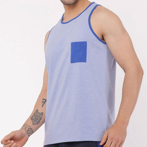 เสื้อกล้ามทรง Racerback คุณภาพสูง ผลิตจากผ้าโพลีเอสเตอร์/คอตตอนถัก ทอด้วยเส้นใยที่เป็นมิตรต่อสิ่งแวดล้อม ป้องกันรังสียูวี แห้งเร็ว ระบายอากาศได้ดี เหมาะสำหรับออกกำลังกายสำหรับผู้ชาย - Product Image 4