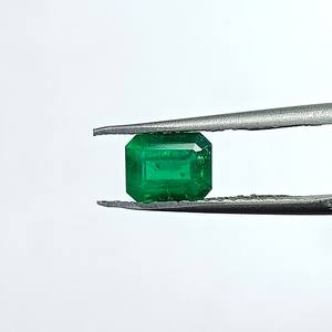 มรกตสีเขียวทรงแปดเหลี่ยม 1.20 กะรัต จากแซมเบีย พลอยหลวม - Product Image 2