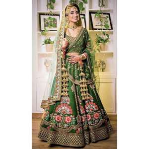 FANCY NET SATIN SOIE SÉQUENCE AVEC BRODERIE TRAVAIL LEHENGA CHOLI AVEC DUPATTA VERT - Product Image 3
