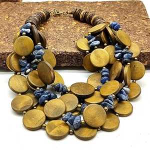 Collier artisanal en corne perlée, bijou statement, perles de corne naturelle, accessoire de mode ethnique superposé, bijoux en gros - Product Image 4