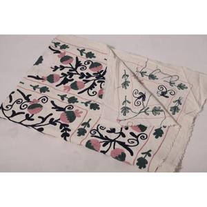 ผ้าห่มลาวีนาส โบโฮ แฮนด์เมด วินเทจ คันธา ซูซานี  ผ้าควิลท์รักษ์โลก ซักได้ ผลิตจากผ้าฝ้าย 100% ลายดอกไม้ ผ้าคลุมเตียง ผ้าห่มอินเดีย - Product Image 5