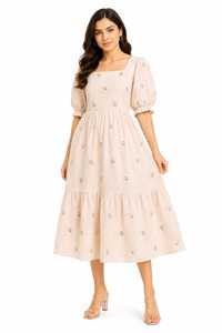 Tissu en coton pêche clair en gros avec broderie florale multicolore délicate pour vêtements de créateurs et vêtements pour enfants - Product Image 6