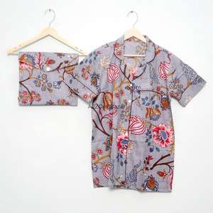 Ensemble de pyjama pour femmes en coton 100% pur à manches courtes et col en V avec cordon de serrage - Vêtements de nuit doux, à séchage rapide et respirants - Product Image 6